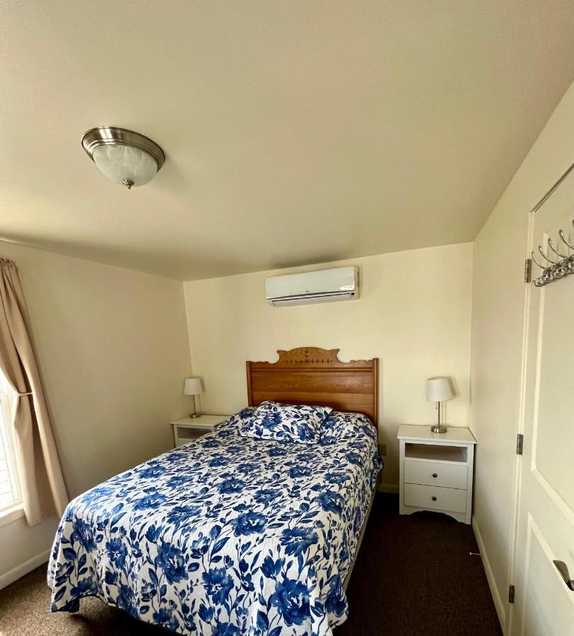The Attleboro House Hotell Oak Bluffs Eksteriør bilde